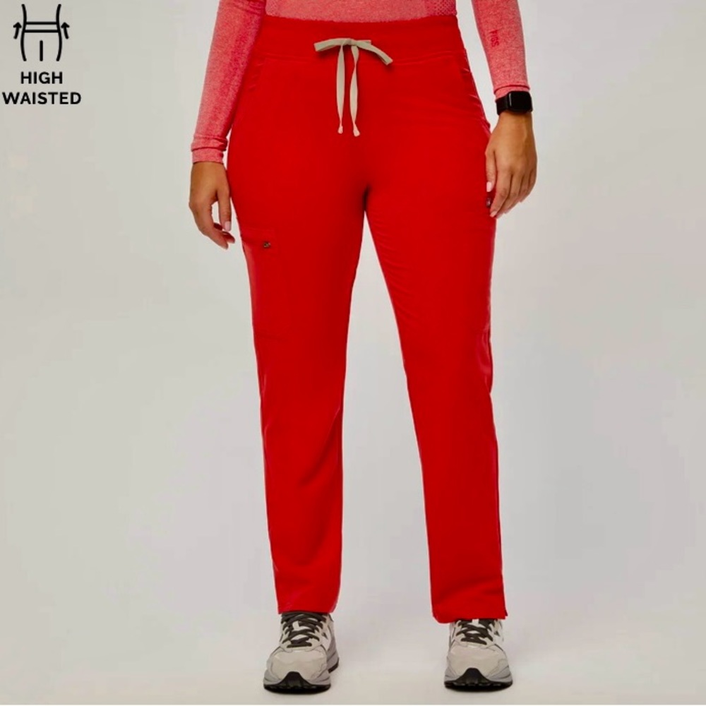 Red Yola - Skinny Scrub Pants
M - Winning Red. Great condition